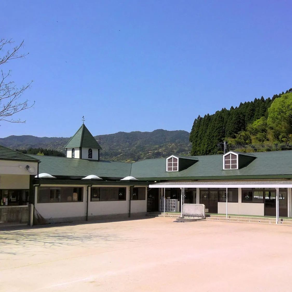 南関ひまわり幼稚園